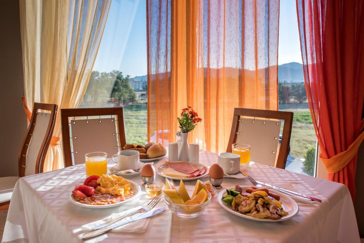 Denny'S Inn Kalamákion 外观 照片