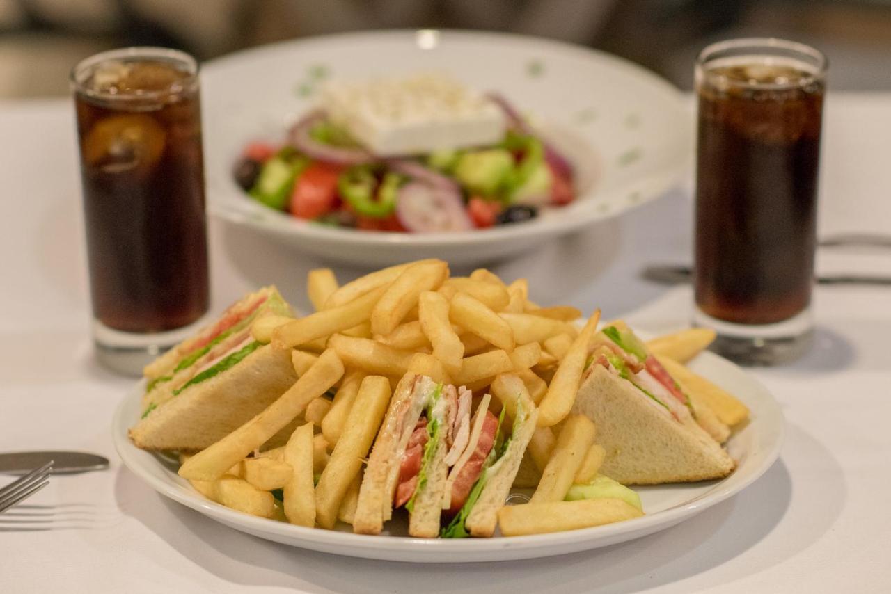 Denny'S Inn Kalamákion 外观 照片